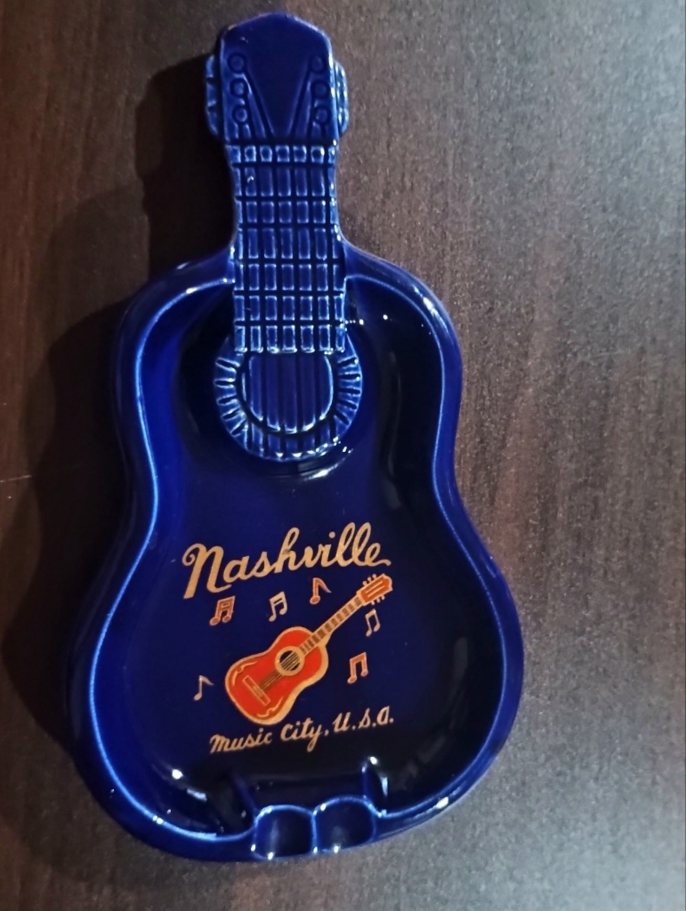 Nashville 1980's Ceramic Guitar Ashtray - Deep Blue